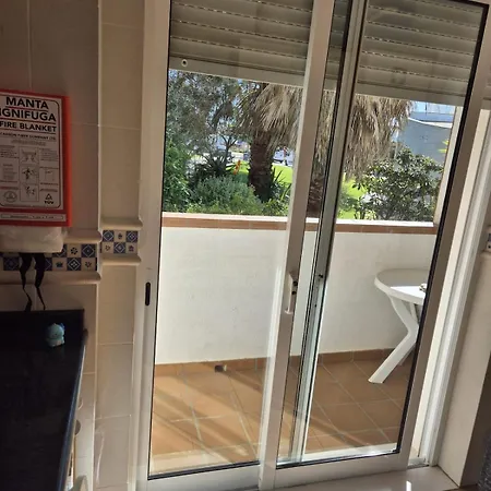 Casa Dos Amigos * טאווירה